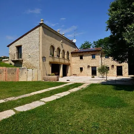 Farm stay Tenuta Le Cave